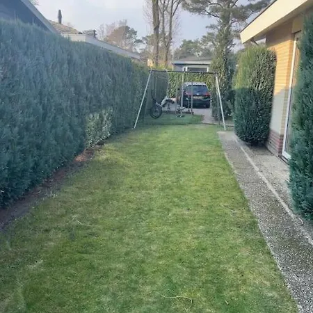 Дом отдыха Vrijstaande Bungalow Lely In Op De Veluwe *