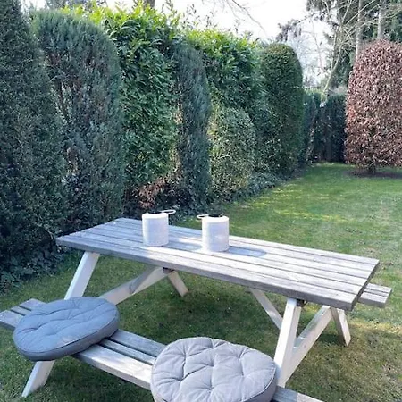 Дом отдыха Vrijstaande Bungalow Lely In Op De Veluwe