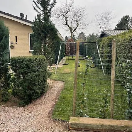 Дом отдыха Vrijstaande Bungalow Lely In Op De Veluwe